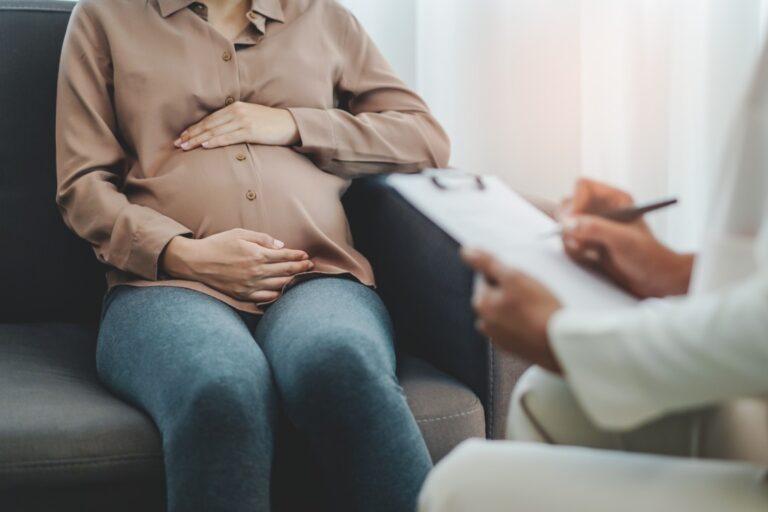 What a Therapist Wants You to Know When You're Expecting